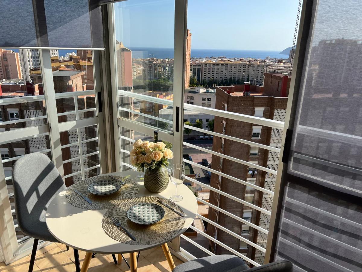 Панорамная Квартира С 1 Спальней В Бенидорме Apartman Kültér fotó